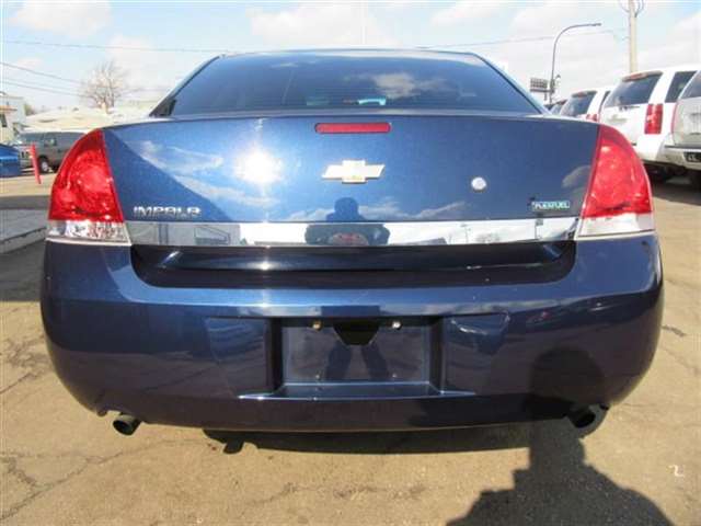 Chevrolet Impala 2010 photo 5